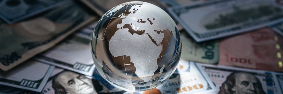 Wealth Tracking for Expats: Build a Complete Cross-Border Financial Picture